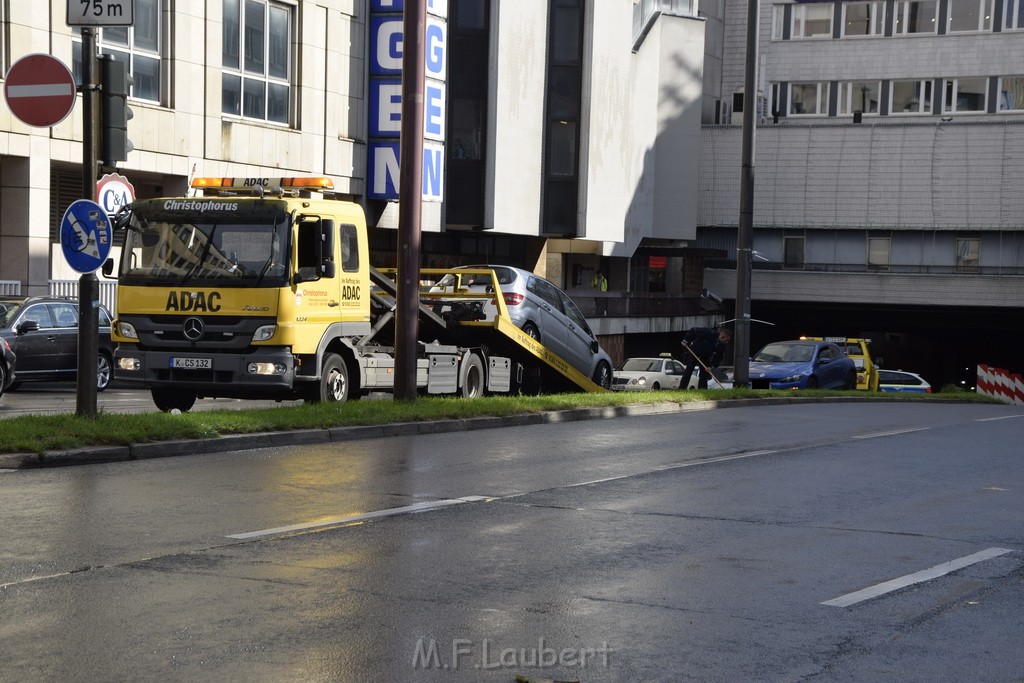 VU Koeln Nord Sued Fahrt Offenbachplatz P168.JPG - Miklos Laubert